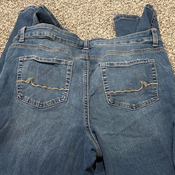 Maurices size 14 & 14 long Women's blue Jeans. 2 pairs - Picture 6 of 12